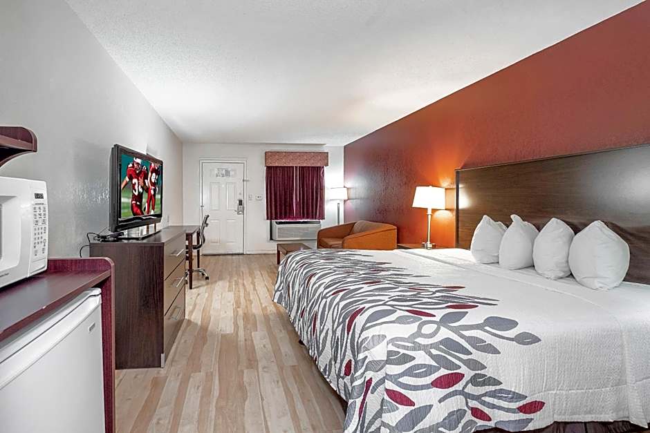 Red Roof Inn & Suites Rome