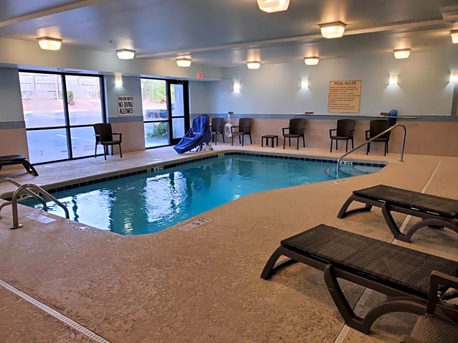 Comfort Suites Columbia Northeast - Fort Jackson