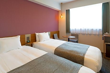 Twin Room with Extra Bed