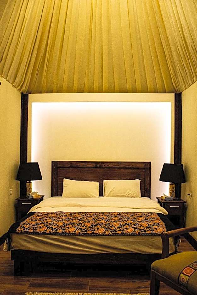 Photo 1 of 18 of Royal Suite