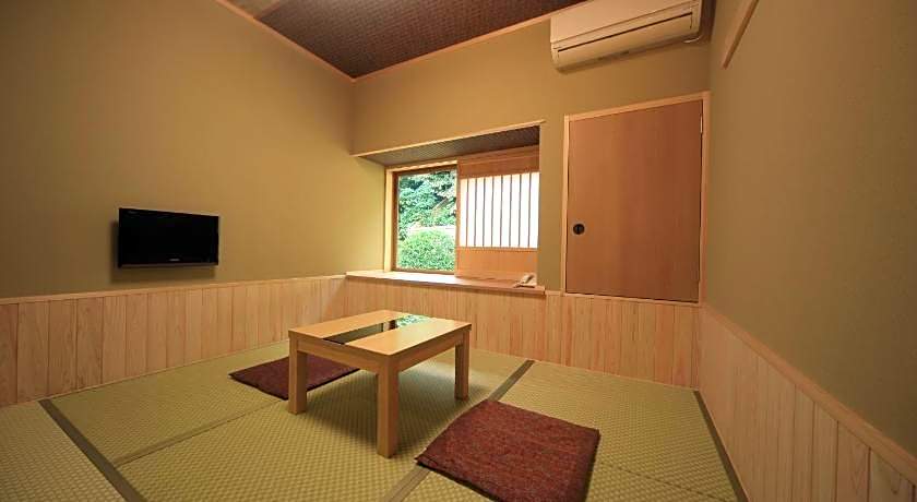 Yumoto Onsen Oharasansou - Mountain Village -
