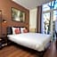 Quentin Museum Square Hotel