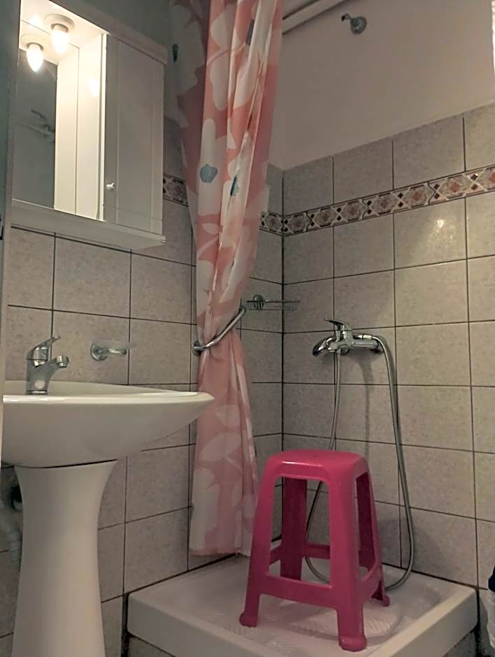 IZEΛA Hotel