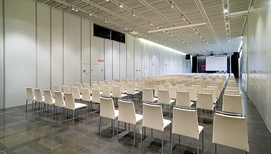 NH Collection Barcelona Constanza