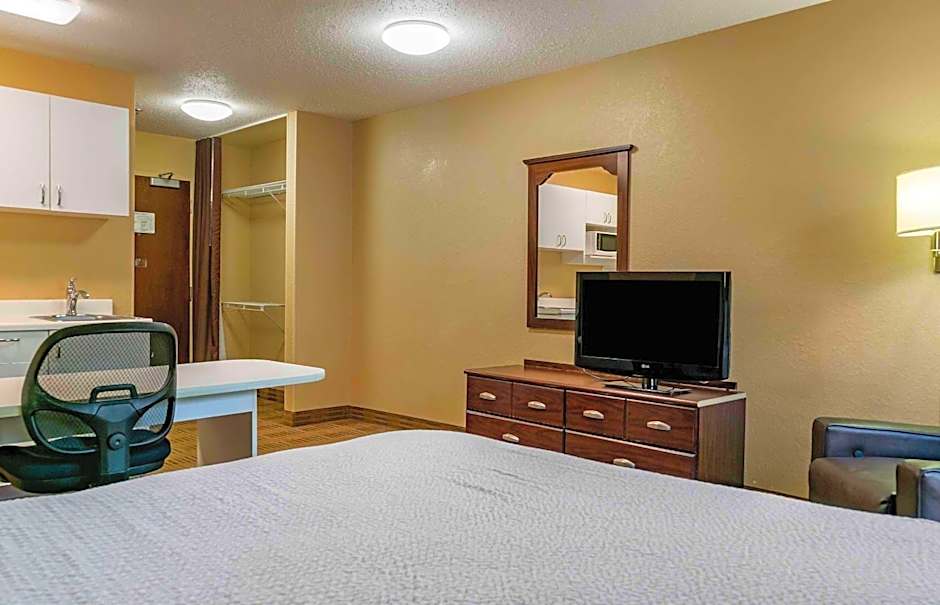 Extended Stay America Suites - Detroit - Ann Arbor - Briarwood Mall