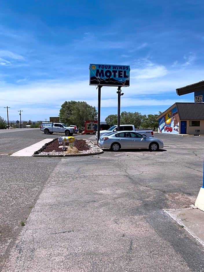 Four Winds Motel & RV Park