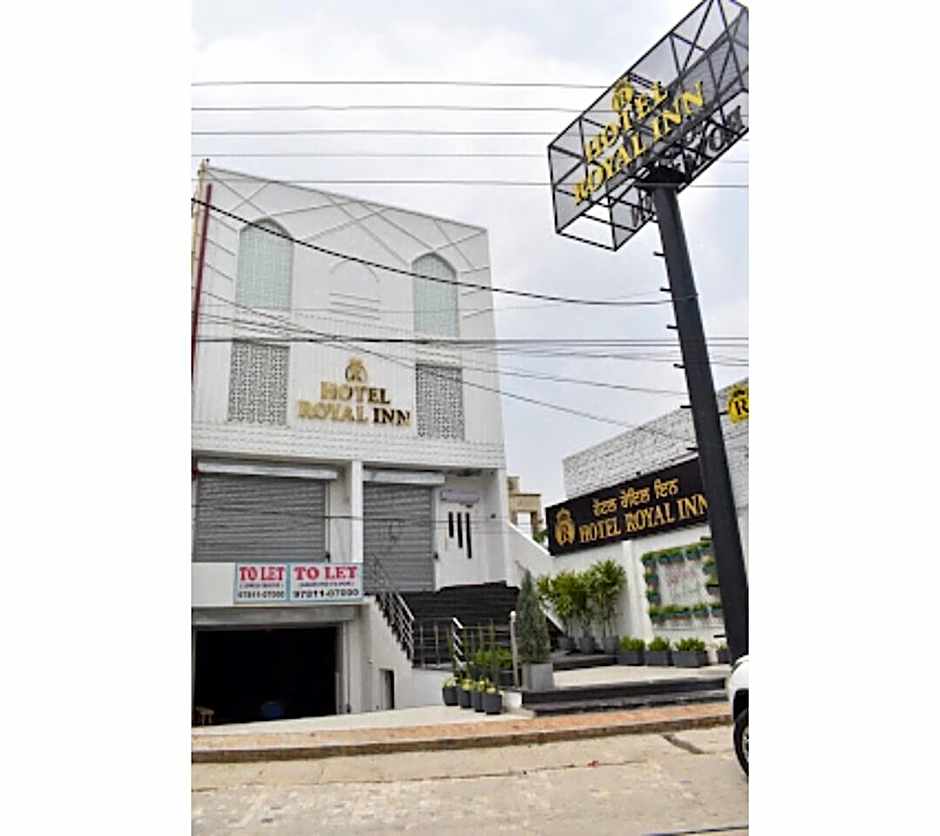 HOTEL ROYAL INN