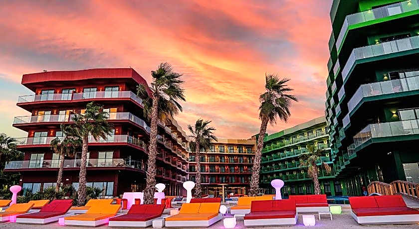 voco Monaco Dubai, an IHG Hotel, Adults Only, World Islands By IHG