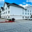 Tapa Hotel, Inn & Suites