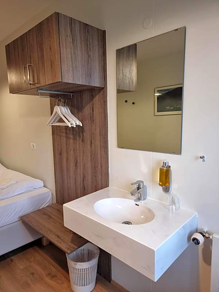 Litla-Hof Guesthouse