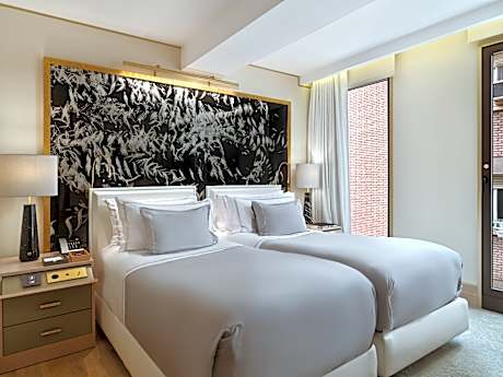 COSY 2 PAX