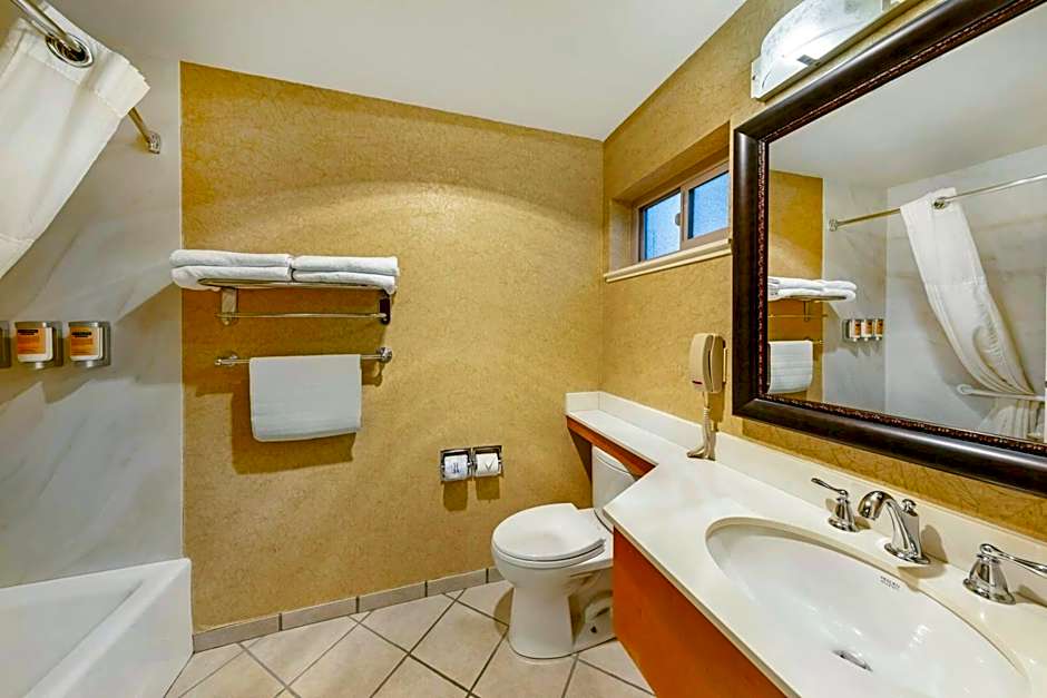 Best Western Plus Black Oak
