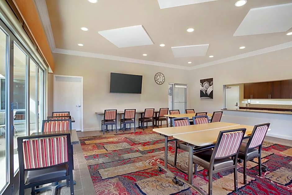 Best Western Plus Black Oak