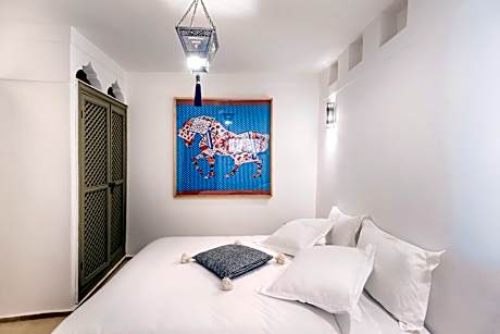 Deluxe Double Room with Extra Bed