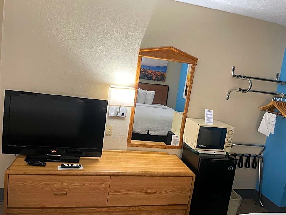 Days Inn by Wyndham Lexington