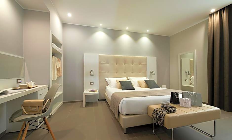 HOTEL H21