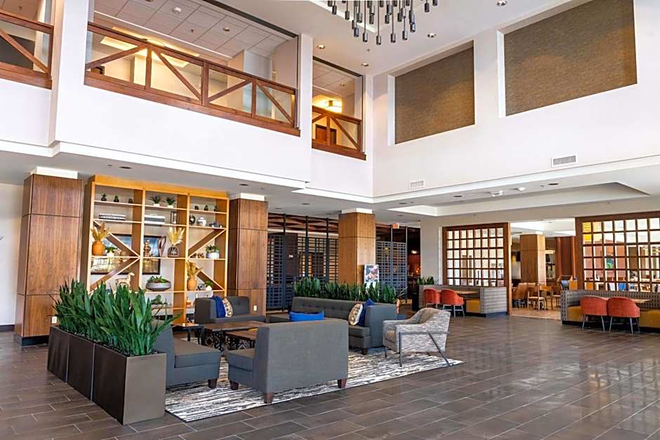 Drury Plaza Hotel Dallas Arlington