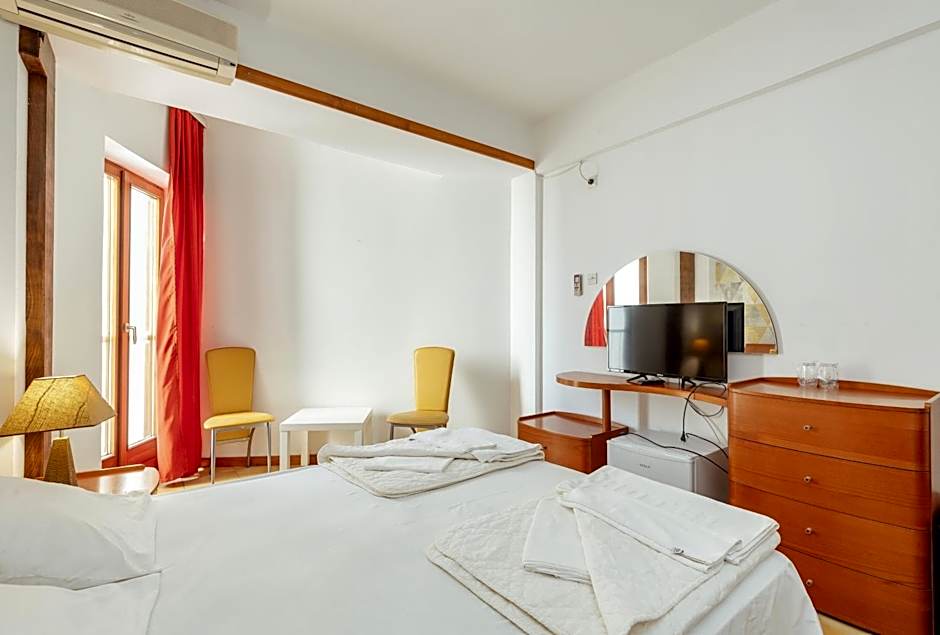 Depadans Hotela TALIA