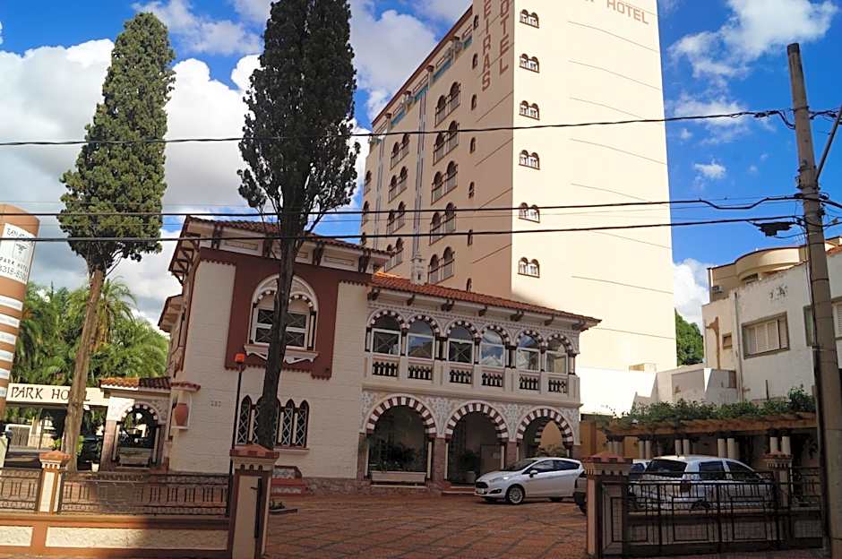 Tamareiras Park Hotel
