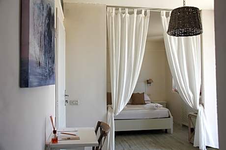Junior Suite with Garden View
