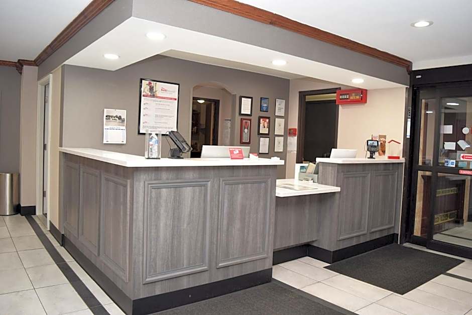 Red Roof Inn Batavia