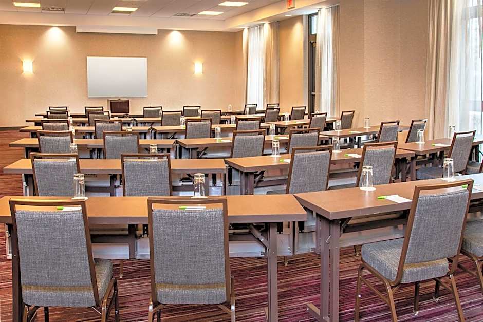Courtyard by Marriott Dunn Loring Fairfax