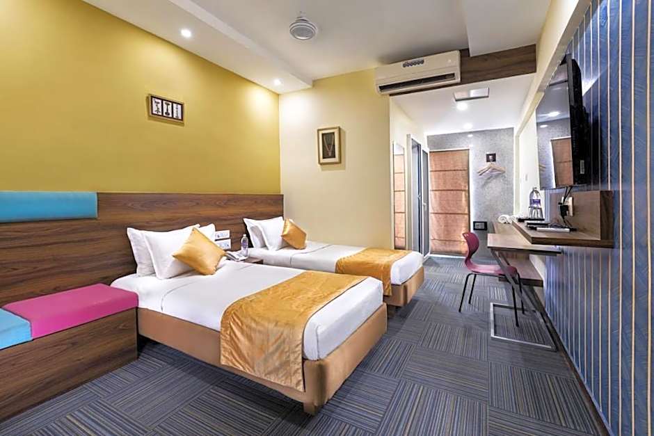 juSTa Sarang Rameswaram