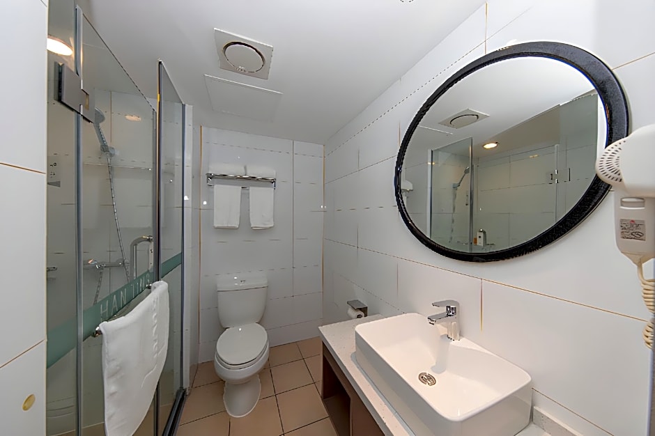 Borrman Hotel Mianyang Fucheng District High-speed Railway Station