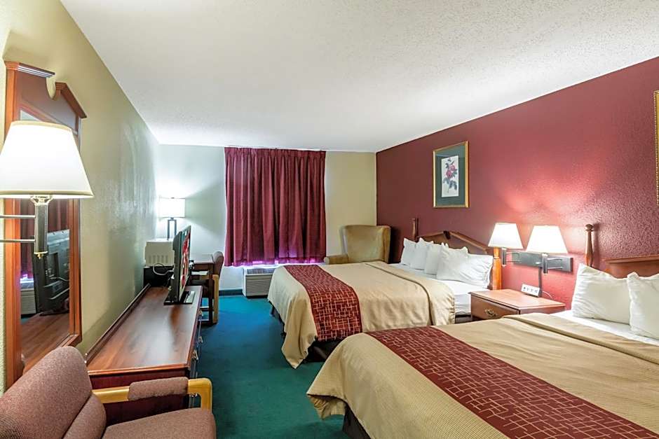 Photo 1 of 5 of Deluxe 2 Queen Beds
