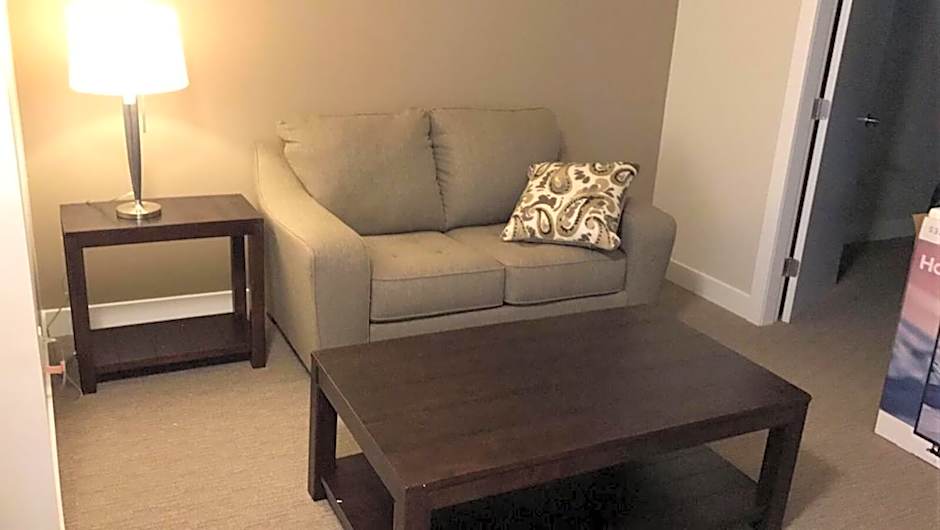 Northwood Plaza Hotel