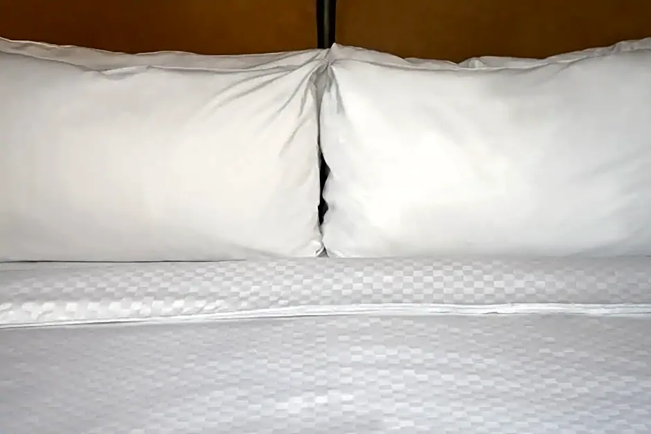 Four Points by Sheraton Charlotte