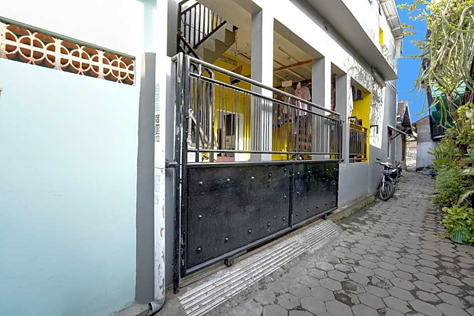 Hotel O Kost 2 Putra Syariah