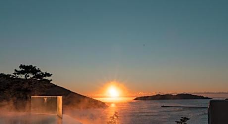 HOTEL SANGSANG & Private Sang Sang Pool Villa