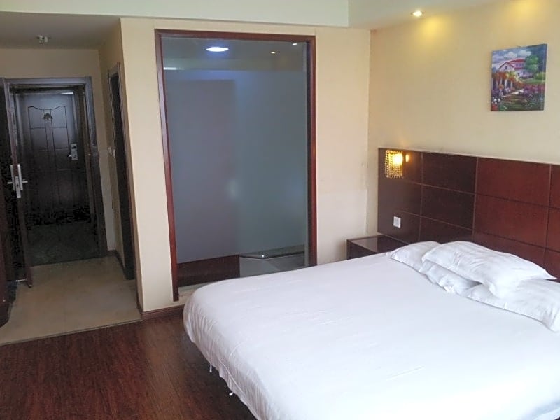 GreenTree Inn Nanchang Train Station Luoyang Road Hotel