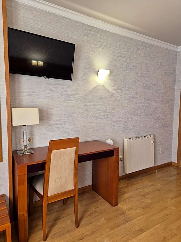 Hotel HHB Pontevedra Confort