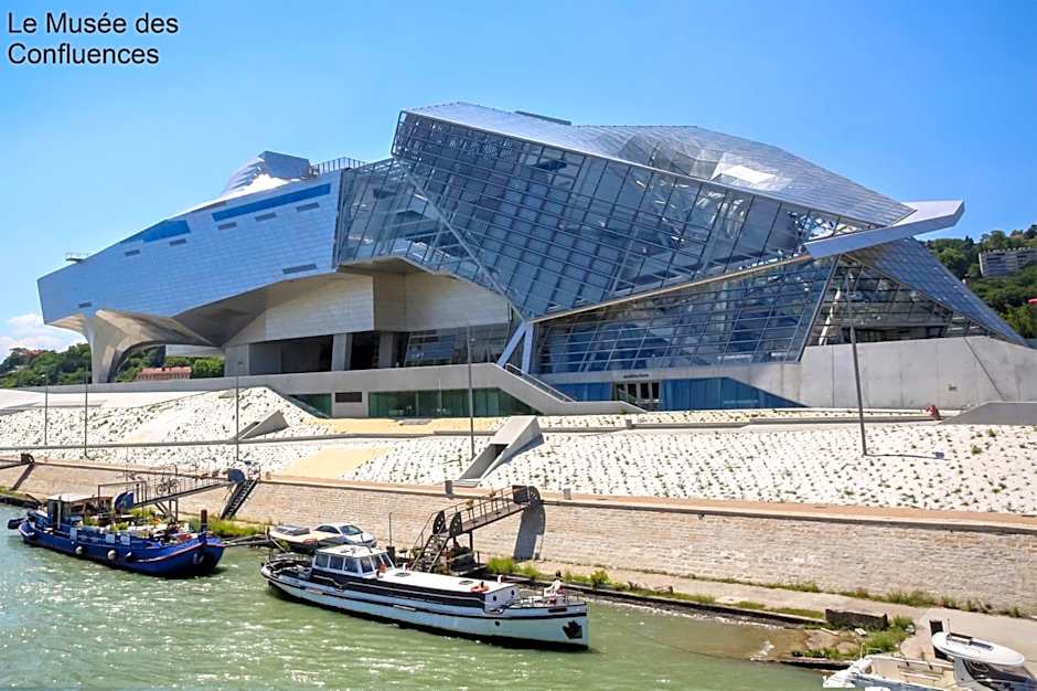 Hotel ibis Lyon Sud Chasse sur Rhone