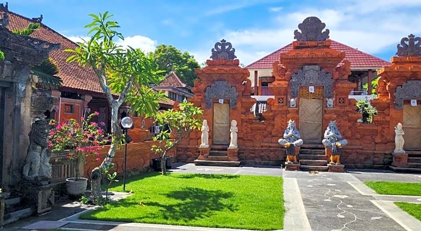 Puri Gopa Hotel