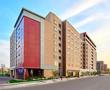 Hampton Inn - Suites by Hilton Quebec City -Saint-Romuald