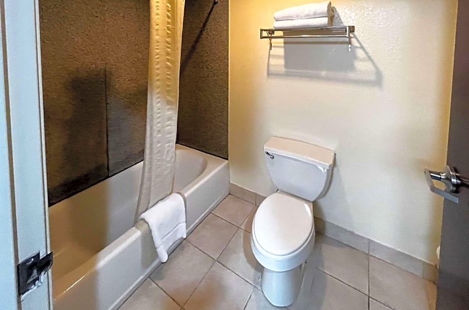 Executive Inn & Suites Breaux Bridge, LA