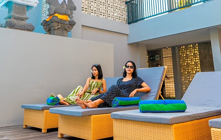 Royal Regantris Trawangan