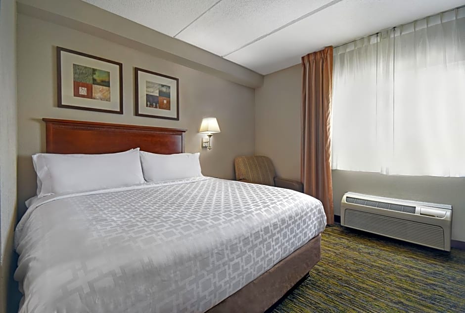 Candlewood Suites Columbia-Fort Jackson, an IHG Hotel