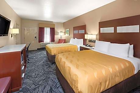 Queen Room with Two Queen Beds - Non-Smoking