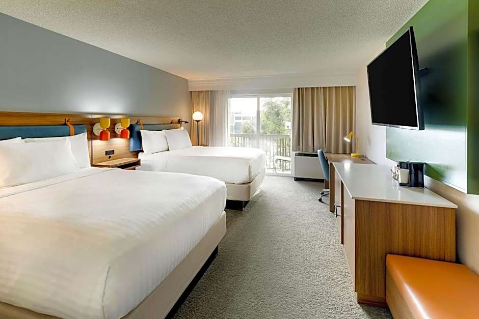 Photo 1 of 5 of 2 Queen Beds Guestroom, Water View