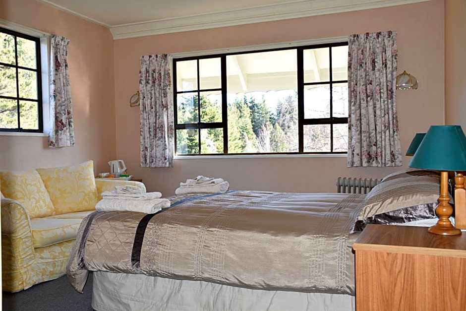 Creel House Bed and Breakfast