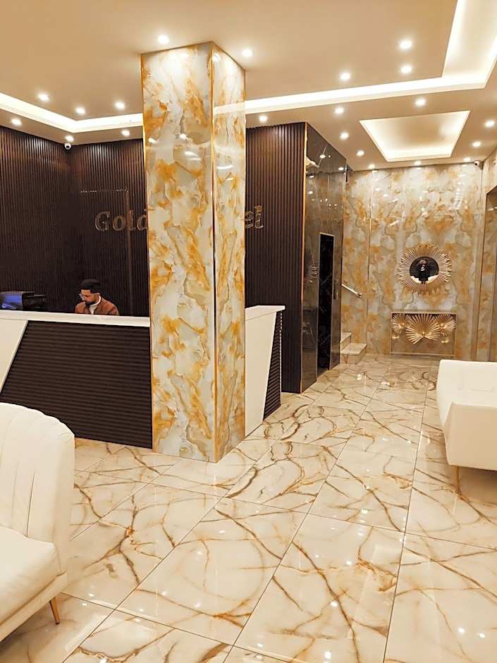 Golden Hotel