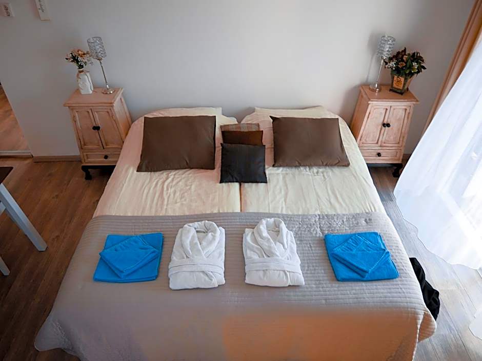 Hotel / Pension Villa Tanahlot