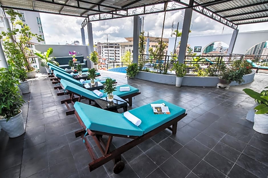 The Sunriver Boutique Hotel Hue