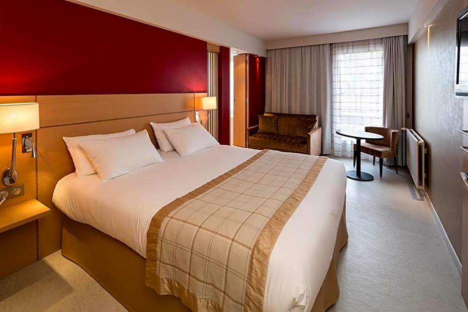 Best Western Plus Le Lavarin