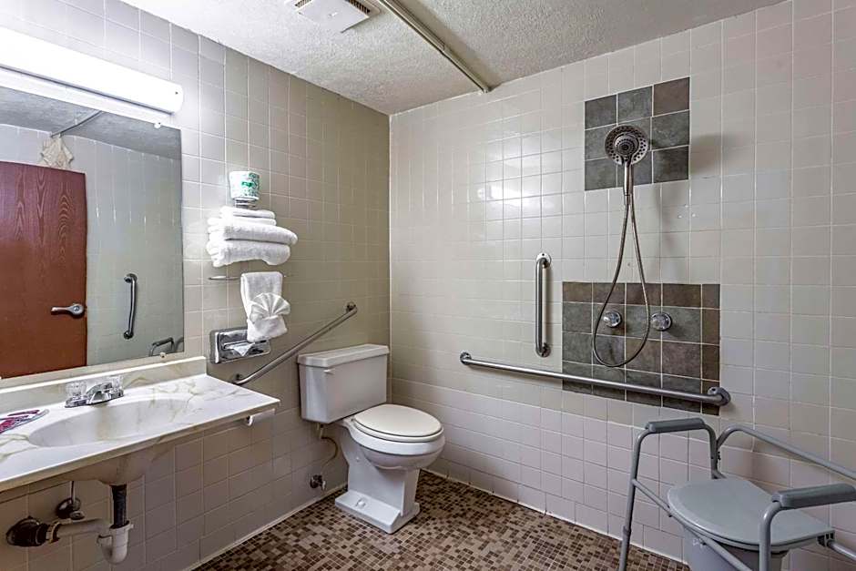 Rodeway Inn Farmington