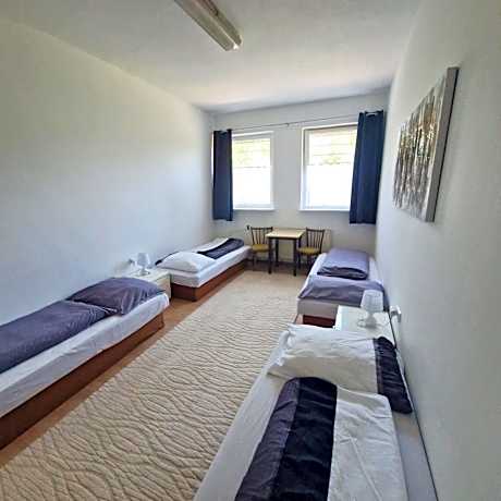 Economy Quadruple Room